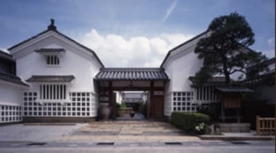 Tambayaki pottery and Sasayama Old Tamba Pottery Museum exhibition