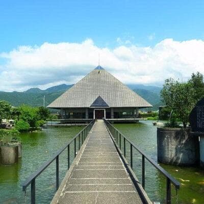 百河豚美術館